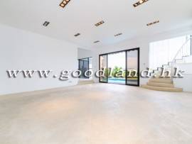 西贡 豪华屋苑别墅连私人泳池 罕有放售