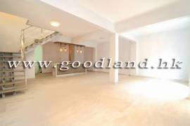 西贡市中心 全幢村屋 出售及出租