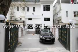 西贡市中心 全幢村屋 出售及出租