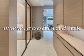 CLEAR WATER BAY Renovated Home in Prestigious Complex For Sale