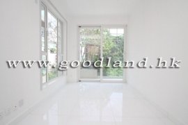 Sai Kung Sea View Village House for Sale