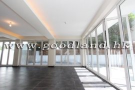 Sai Kung Convenient Location Village House for Sale