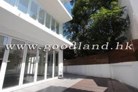 西贡村屋 优越地段 现代装修连私人车位