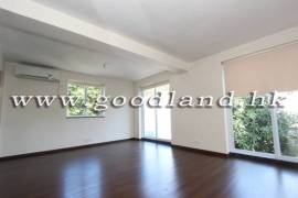 西贡村屋 优越地段 现代装修连私人车位