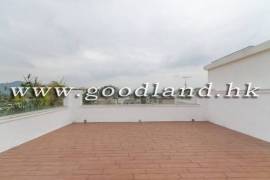 Sai Kung Village House with Garden Near Town