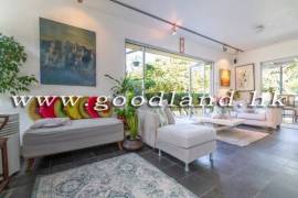 SAI KUNG Village House For Sale