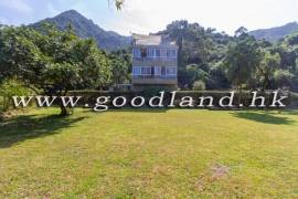 SAI KUNG Village House For Sale