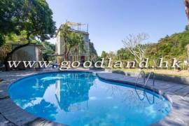 SAI KUNG Village House For Sale