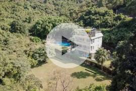 SAI KUNG Village House For Sale