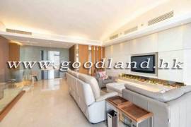 CLEAR WATER BAY Prestigious Sea View Villa FOR SALE