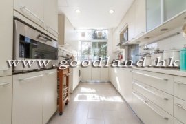 Clear Water Bay Villa For Sale
