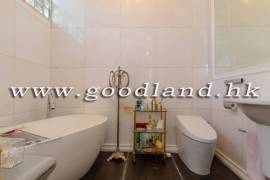 Clear Water Bay Villa For Sale