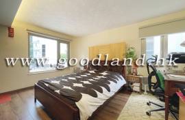 Sai Kung Village House For Sale