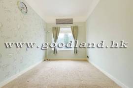 SAI KUNG Waterfront Villa in Popular Complex For Rent