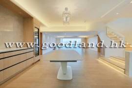 Clear Water Bay Villa For Sale