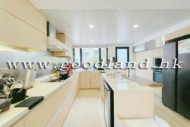 CLEAR WATER BAY Village House For Sale