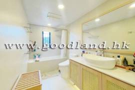 CLEAR WATER BAY Village House For Sale