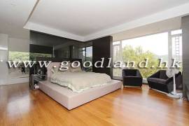 Sai Kung Village House For Sale