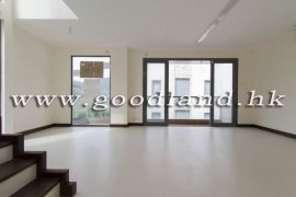 CLEAR WATER BAY Spacious Village House For Sale & Rent
