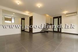 Clear Water Bay Village House