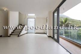 Clear Water Bay Village House