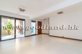 SAI KUNG Village House For Sale and Rent | Tropical Style, Front Yard & 4 Bedrooms