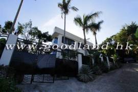 SAI KUNG Waterfront Detached Village House For Sale