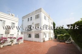 Sai Kung Village House for Sale | Mid-levels Modern House, Greenery and Sea View