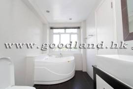 SAI KUNG Village House For Sale