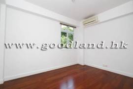 SAI KUNG Village House For Sale