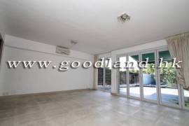 SAI KUNG Village House For Sale
