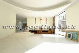Clear Water Bay Villa For Sale