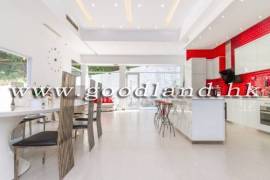 Clear Water Bay Villa For Sale