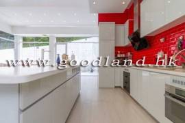 Clear Water Bay Villa For Sale
