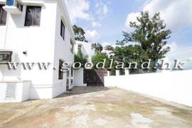 Sai Kung Village House For Sale | 900 sq.ft. 3 Bedrooms HK$17M