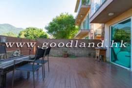 SAI KUNG Village House For Sale