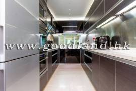 SAI KUNG Village House For Sale