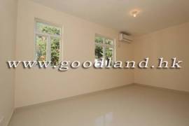 SAI KUNG Village House For Sale Detached House