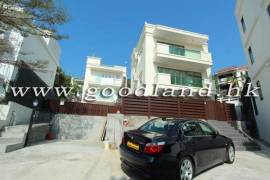 SAI KUNG Village House For Sale Detached House