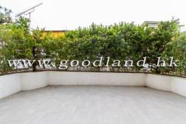 Sai Kung Village House For Sale