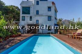 SAI KUNG Village House For Sale