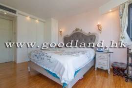 SAI KUNG Village House For Sale