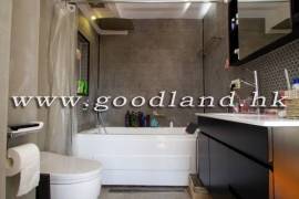 SAI KUNG Village House For Sale