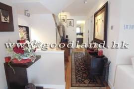 SAI KUNG Village House For Sale