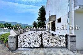 SAI KUNG Village House For Sale