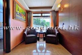 SAI KUNG Village House For Sale