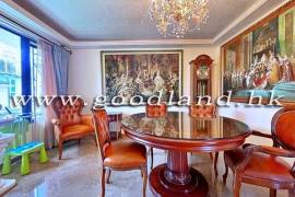 SAI KUNG Village House For Sale