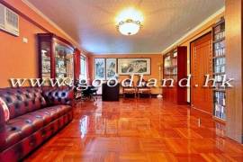 SAI KUNG Village House For Sale