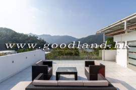 SAI KUNG Village House For Sale
