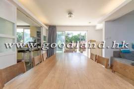 SAI KUNG Village House For Sale